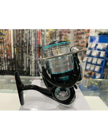 CARRETE DAIWA EMERALDAS LT 3000S-CH-DH