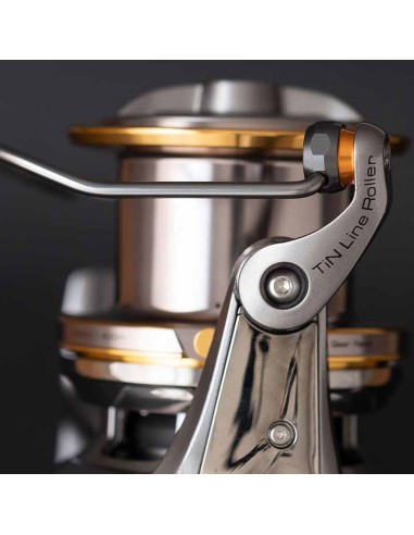 CARRETE CINNETIC RAYCAST III CRB4 DS...